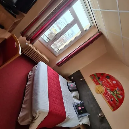 Hotel Du Cantal