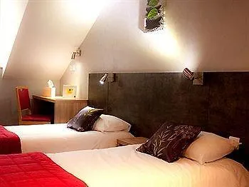Hotel Du Cantal 3*
